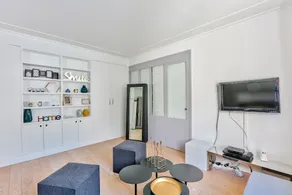 37 Luxury Flat Montaigne - Image 2