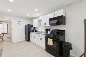 Dave's Last Resort - Long Stay Discount - House On The Lake 2 Bedroom Home - Image 4