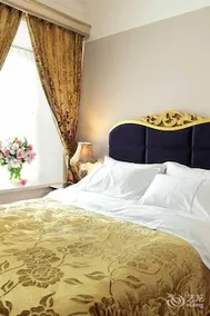 Chengdu House Hotel - Image 2