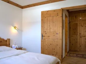 Apartment Chesa Sur Puoz in Samedan - 4 Persons, 2 Bedrooms - Image 3