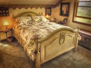 The Log House Lodge - Image 4