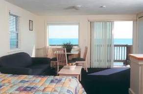 The Colony Beach Motel - Image 3