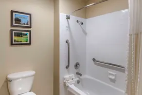 Comfort Inn Redwood City - Image 2