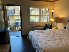 Westwind Lodge - Image 5