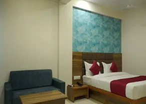 Hotel Royal Blue Jalisana - Image 2