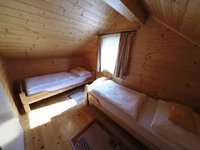 Compact Holiday Home in Bodensdorf Near the Lake - Image 3