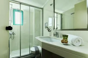 Bella Vista Hotel - Image 5