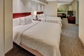 SpringHill Suites by Marriott Naples - Image 4