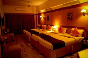 Hotel Yasodha Towers - Image 4