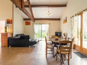 Quaint Holiday Home in Blanquefort-sur-briolance With Pool - Image 3