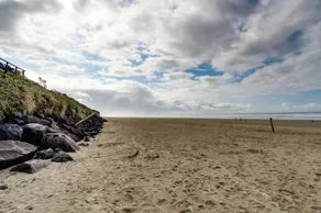Coastal Hideaway - Image 3