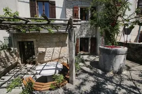 Mala Tonina - Image 3