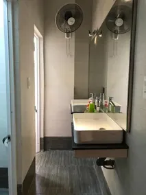 Nhiet Doi Hotel - Image 4