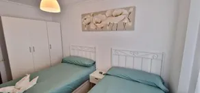 Hotel Paris - Image 3