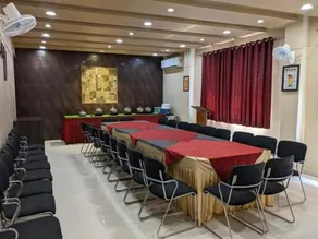 Hotel Silver Leaf - Image 4