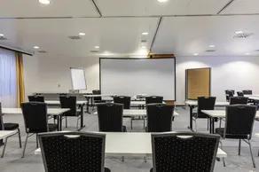 Quality Hotel & Suites Muenchen Messe - Image 5