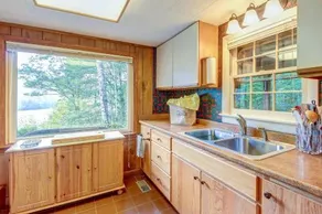 Amherst Lake Cozy Cottage - Image 2