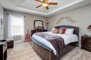 720 Veneta View Home - Image 5