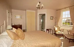 Clyde House - Image 5