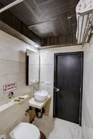 Hotel RR Suites - Near LODHA Xperia Mall - Image 5