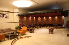 Al Salam Royal Hotel Suites - Image 5