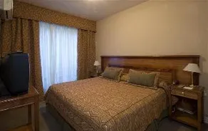 San Suites Mitre - Image 1