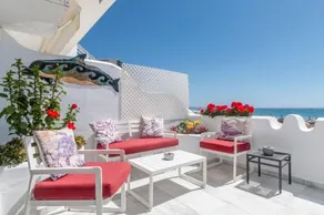 Superb Large Apartment on the Beach - Image 4