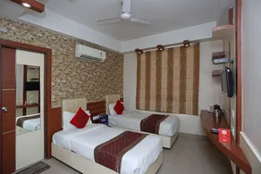 Nirvana Hotel - Image 3