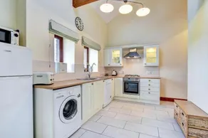 Y Cudyll Coch - Image 3