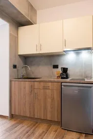 Lazarou Beach Apartments - Image 2