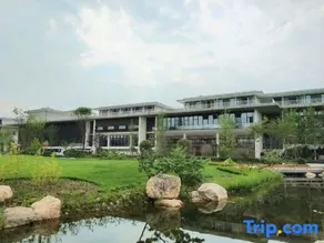 Shehong Shede Art Center Hotel - Image 4