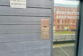 Apt - Sleeps 2 - Parking - Station Close - Pets Ok - Image 4