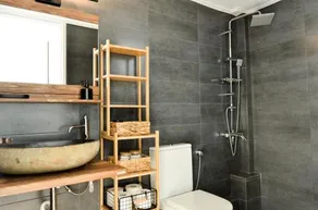 Regal Stay - Image 2
