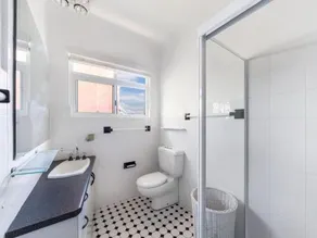 RIVERSEA COTTAGE Gerroa 4pm check out Sundays - Image 3