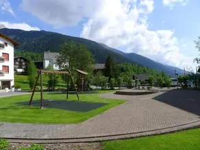 Appartamento con giardino e piscina | Vista sulla montagna - Image 2