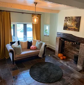 Belmont Retreat in Bolton - Image 2
