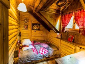 Amazing chalet in the middle of intact nature, private pool, sauna, garden, BBQ - Image 4