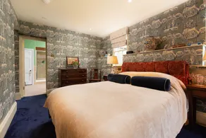 Shirwell Park B & B - Image 2