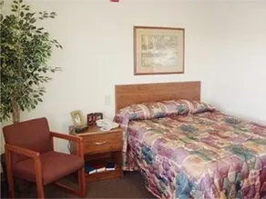 WoodSpring Suites Hammond - Image 3