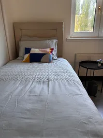 Modern Apartment-Sleeps6-Parking-Seft Check In - Image 4