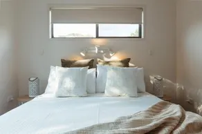 Roderick Beach House Pet Friendly - Image 5