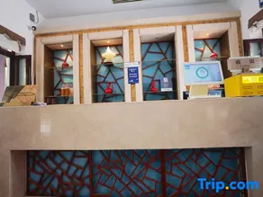 Tan Yuan Hotel - Image 1