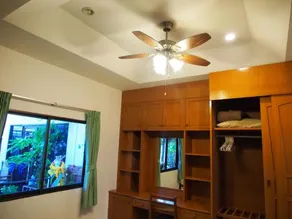 Waree's Guesthouse - Image 5