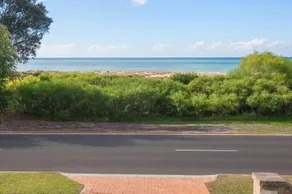 Bay Vista - Image 3