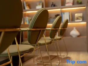 Jasmine Crystal Boutique Hotel - Image 5