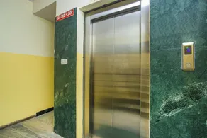 Hotel Suraksha Residency - Image 4
