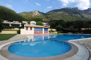 Verde Blu Beach Resort - Image 2