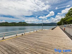 Wuxiang LOFT Seaview Holiday Beauty Hotel (Shenzhen Bohai City V Mansion) - Image 3