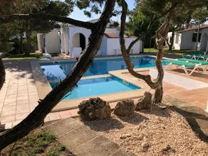 Las Alondras Apartments - Image 2