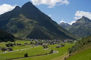 Alpenrose - Image 4